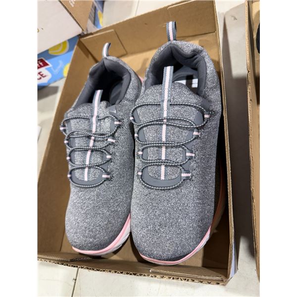 New footwear size 8