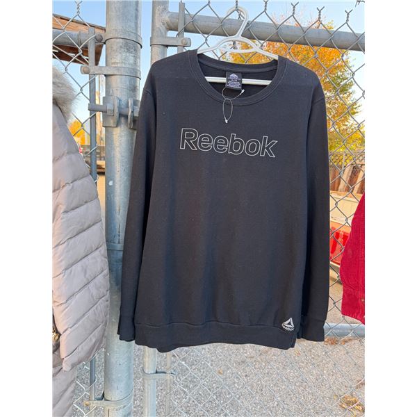 Reebok sweatshirt size XL