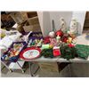 Image 1 : Christmas decor