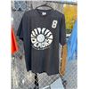 Image 1 : T-shirt size large