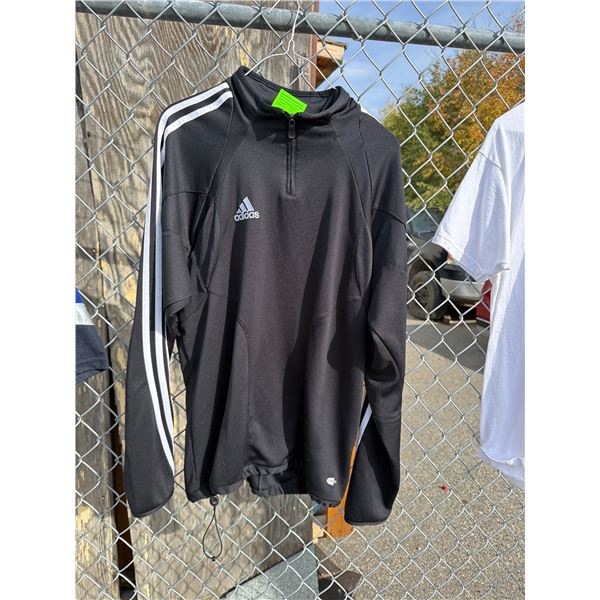 Adidas top size medium