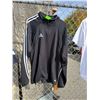 Image 1 : Adidas top size medium