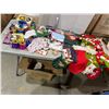 Image 1 : Christmas decor