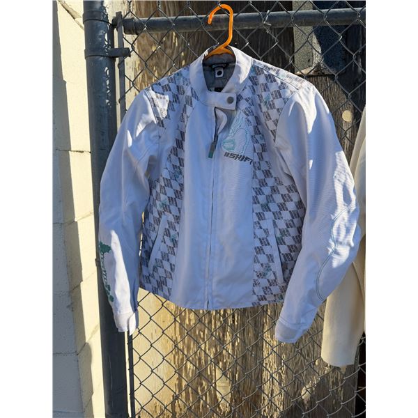 Shift jacket size small
