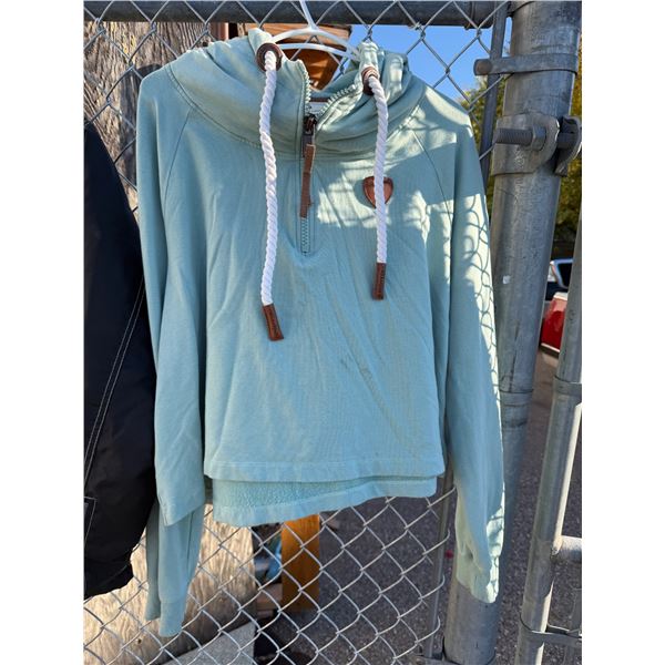 WANAKOME size extra large youth?