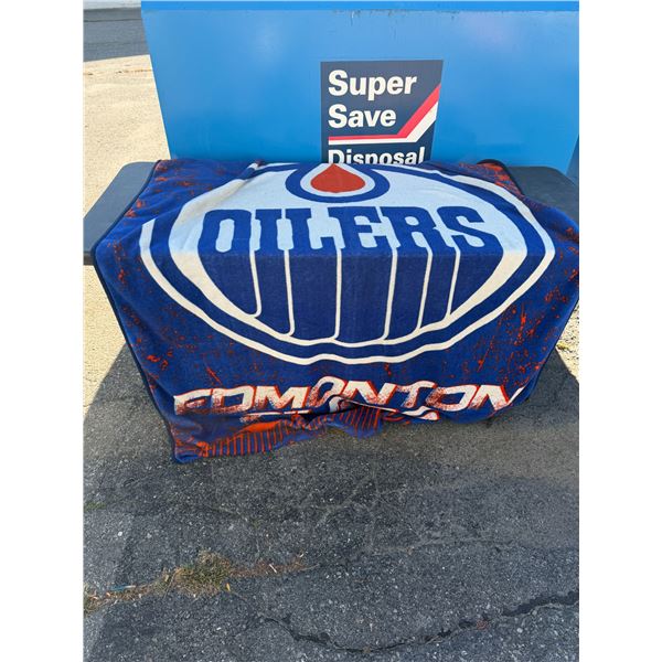 Oilers blanket