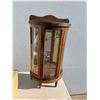 Image 2 : Curio cabinet with glass shelves