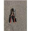 Image 1 : Gardening items