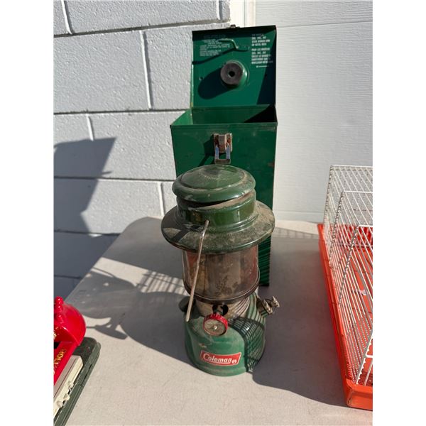 Coleman lantern