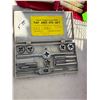 Image 1 : Tap and die set