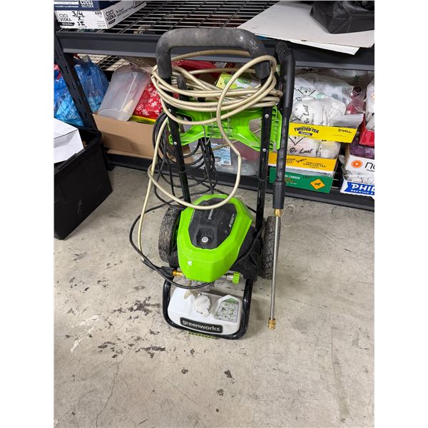 Pressure washer