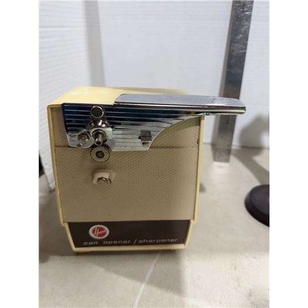 Hoover electric can opener