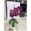 Image 1 : Artificial plant