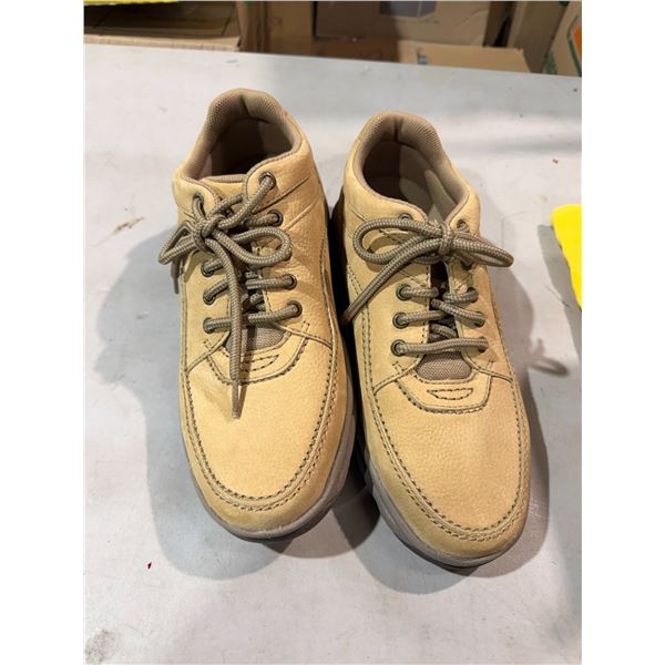 Shoes, Rockport size 9 1/2