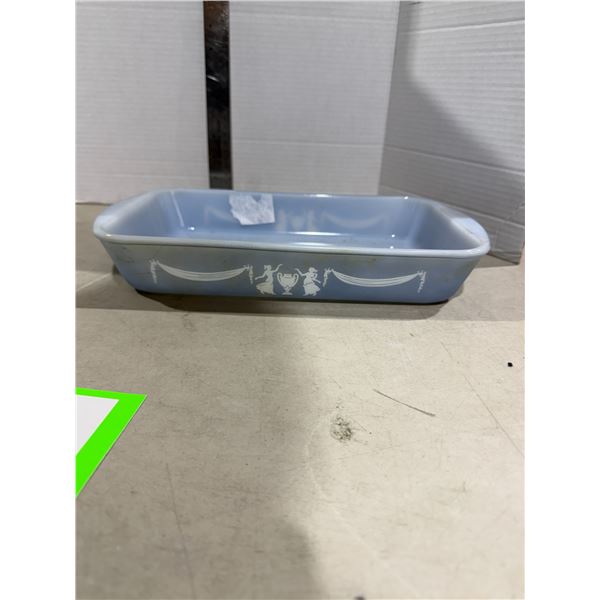 Glasbake baking dish