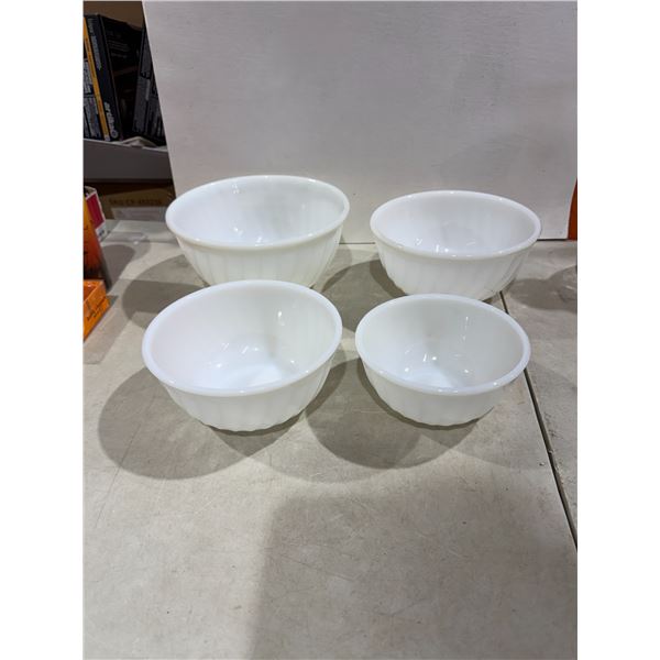 Fire king, baking bowls