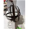 Image 1 : Candle holder