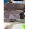 Image 2 : Trunk 27 1/2" x 15" x 9 1/2"