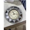 Image 1 : Clock 12 inch round