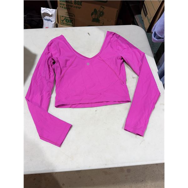 Lululemon shirt size not shown