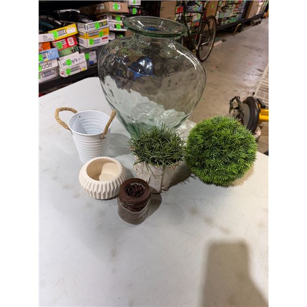 Vase and home decor