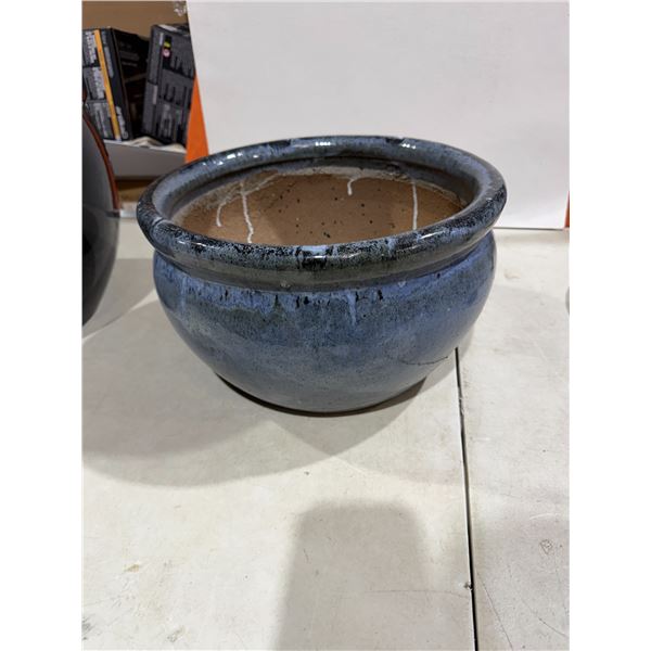 Plant pot
