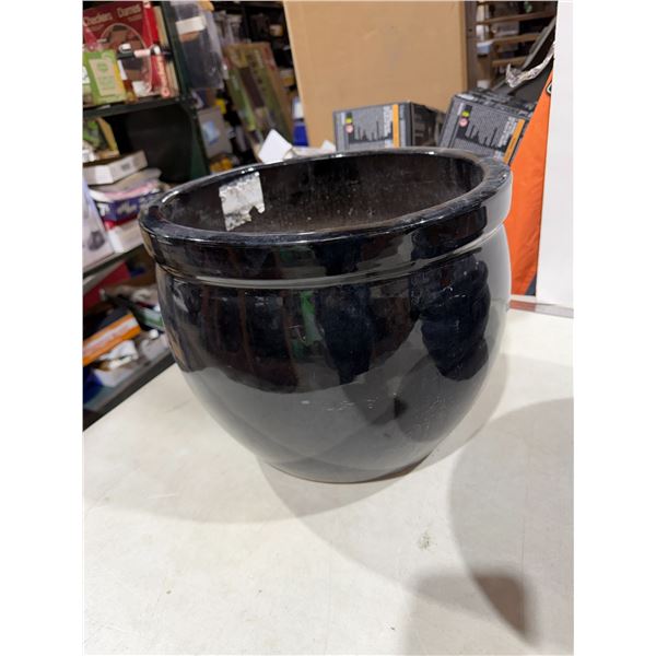 Plant pot