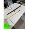 Image 1 : Pool queue walking stick