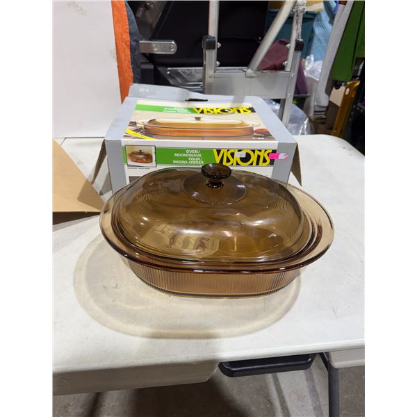New visions 4 L covered oval roaster