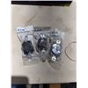 Image 1 : Single locking receptacles