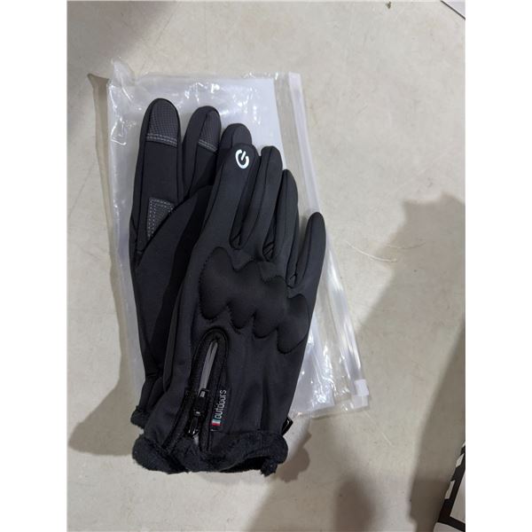 New glove size XL