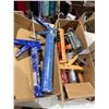 Image 1 : Caulking guns