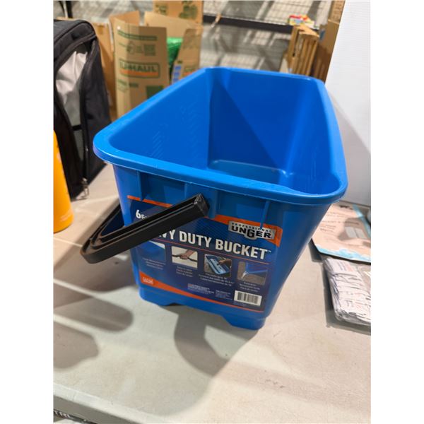 Heavy duty bucket, 6 gallon