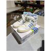 Image 1 : Adidas shoes size 10 1/2
