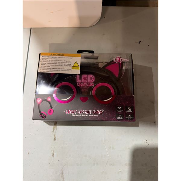 Light up cat ears