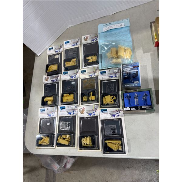 Models accessories