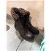 Image 1 : Boots size 8