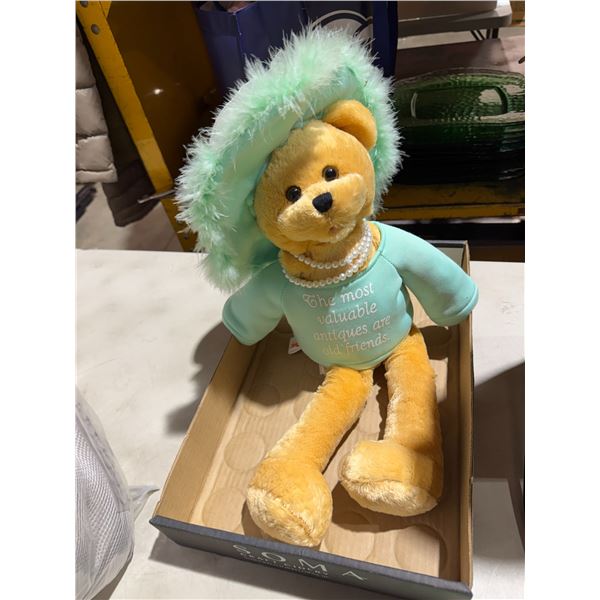 Teddy bear