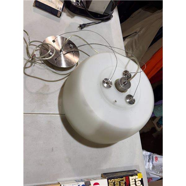 Light fixture