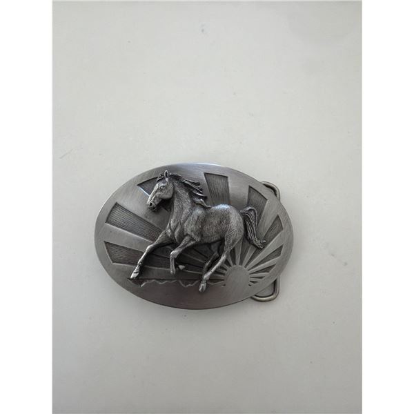 belt buckle