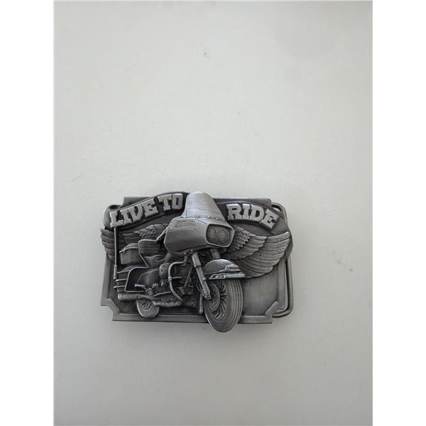 belt buckle
