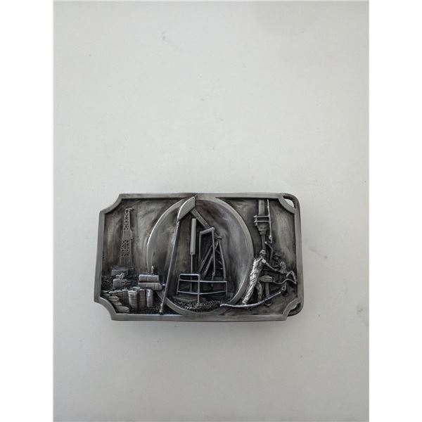 belt buckle