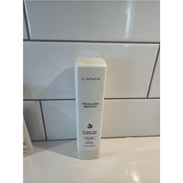 L'ANZA glossifying conditioner
