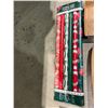 Image 1 : New gift wrap, Carlton
