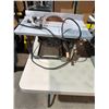 Image 1 : Table saw