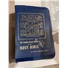 Image 1 : Holy Bible