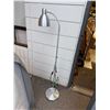 Image 1 : Floor lamp