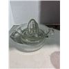 Image 1 : Vintage glass juicer