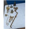 Image 1 : Brass decor