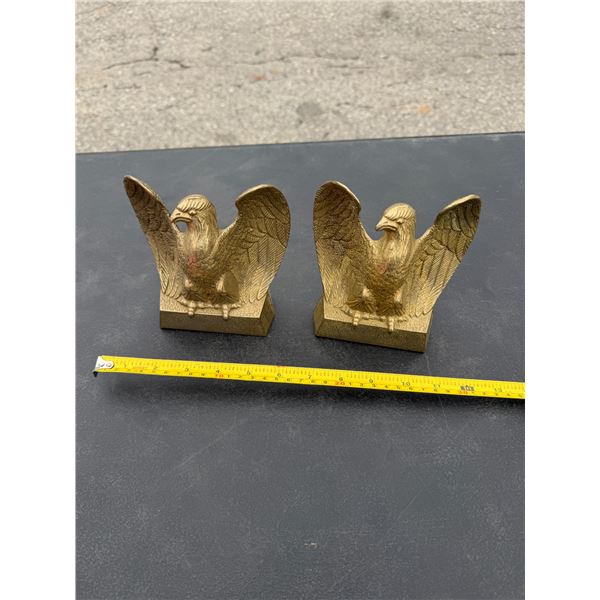 Eagle book ends or decor
